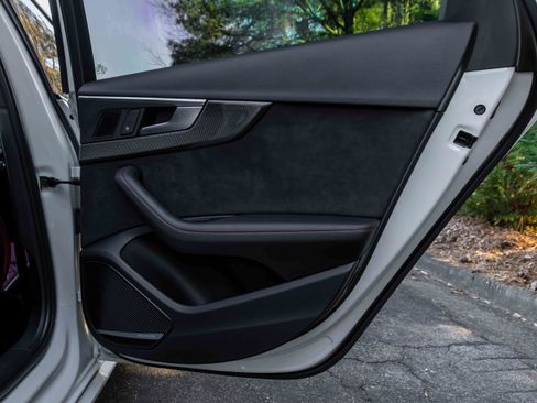 Used 2019 Audi S4 Premium Plus w/ Premium Plus Package image 34