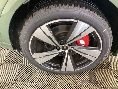 New 2025 Audi SQ5 Premium Plus image 8