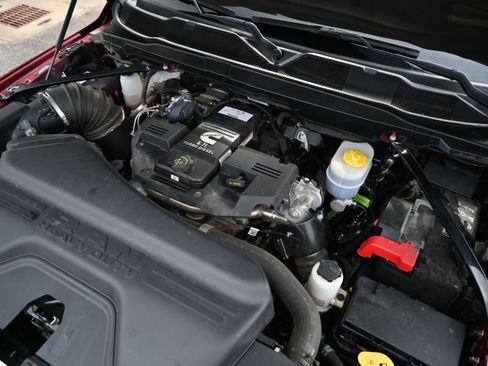 Used 2022 RAM 2500 Laramie AWD/4WD image 35