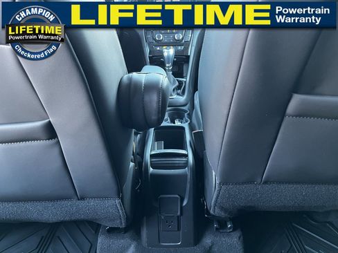 Certified 2022 Buick Encore Preferred w/ Safety Package image 24