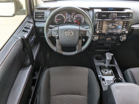 Used 2022 Toyota 4Runner TRD Off-Road image 14