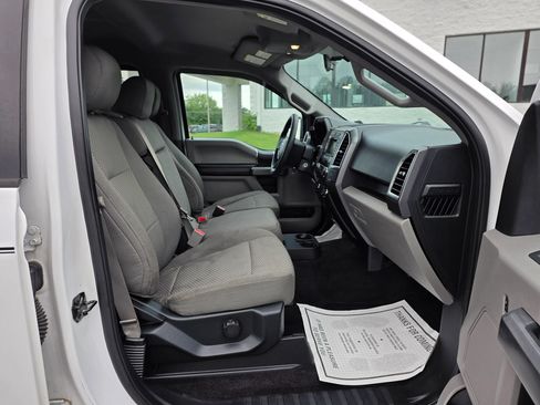 Used 2016 Ford F150 XLT AWD/4WD image 38