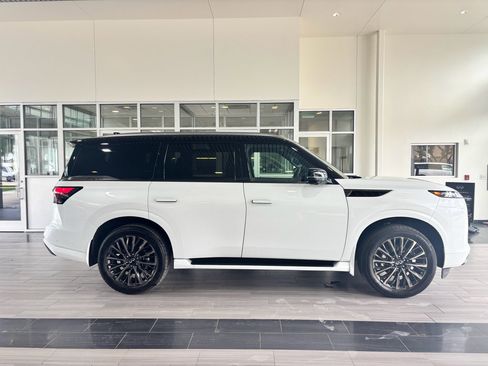 New 2026 INFINITI QX80 Autograph AWD/4WD image 4