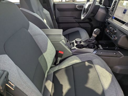 New 2025 Ford Bronco 4-Door AWD/4WD image 46