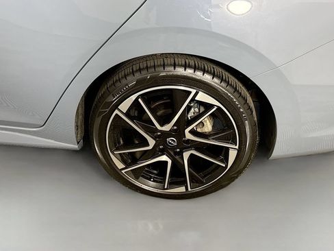 Certified 2024 Nissan Sentra SR w/ SR Premium Package FWD image 36