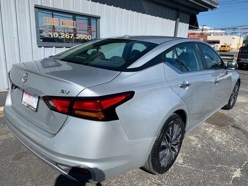 Used 2023 Nissan Altima 2.5 SV image 6