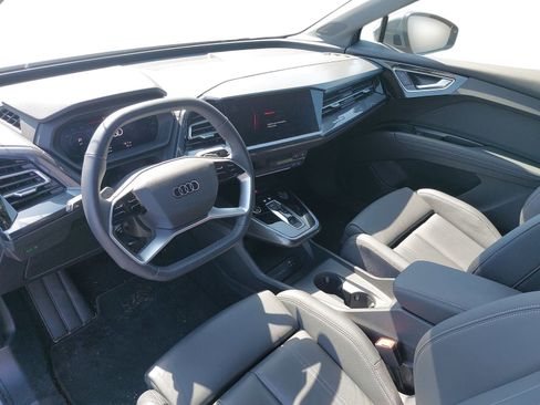 Used 2023 Audi Q4 e-tron Premium Plus w/ Premium Plus AWD/4WD image 5