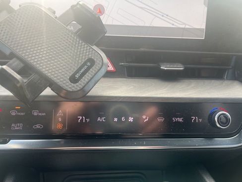 Certified 2023 Kia Sportage X-Pro Prestige image 11