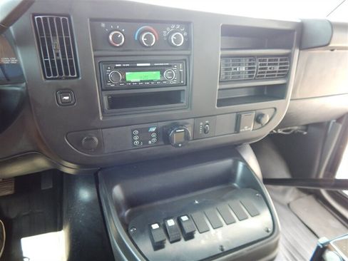 Used 2016 Chevrolet Express 4500 w/ Shuttle Bus Package image 22