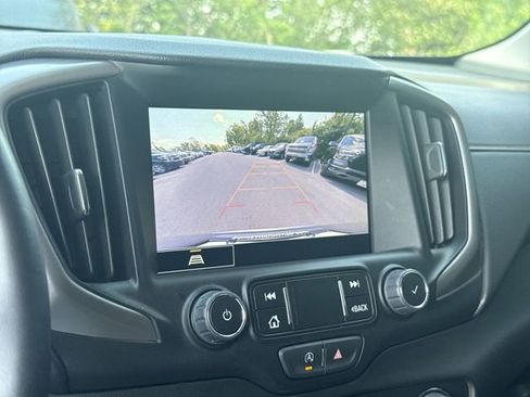 Used 2024 GMC Terrain AT4 AWD/4WD image 17