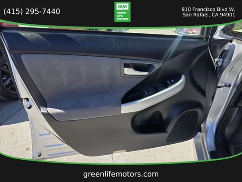 Used 2013 Toyota Prius Two FWD image 10