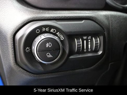 Used 2021 Jeep Gladiator Mojave AWD/4WD image 20