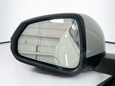 Used 2026 BMW X1 xDrive28i AWD/4WD image 16