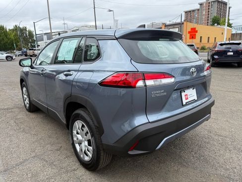 Certified 2025 Toyota Corolla Cross L FWD image 5