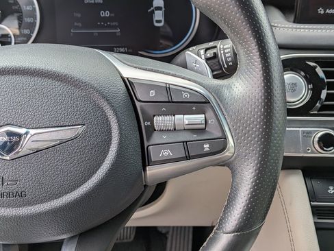 Used 2023 Genesis G70 2.0T image 20