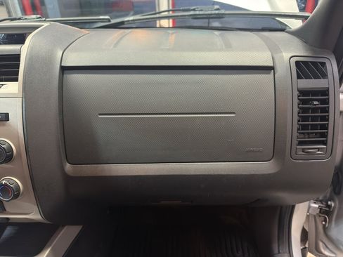 Used 2009 Ford Escape XLT AWD/4WD image 21