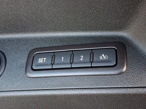 Used 2020 Chevrolet Equinox LT w/ Sport Edition AWD/4WD image 25