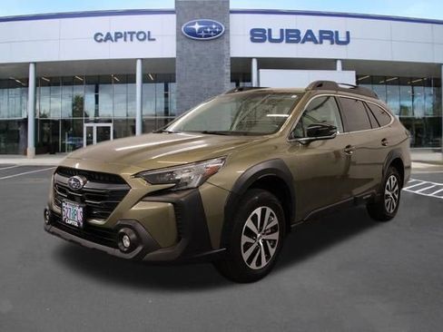 Used 2024 Subaru Outback Premium AWD/4WD image 6
