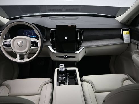 New 2026 Volvo XC90 T8 Ultra w/ Protection Package Premier AWD/4WD image 19