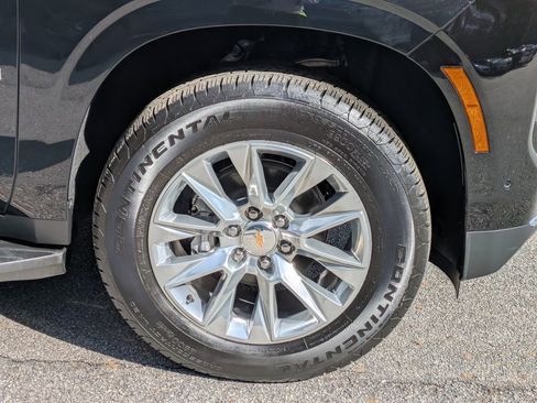 New 2026 Chevrolet Suburban Premier w/ Sun And Tow Package image 12