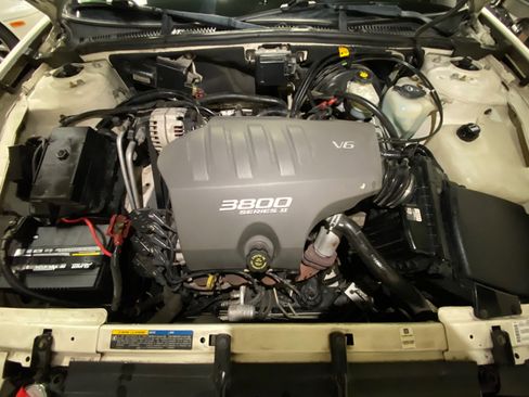 Used 2002 Buick Park Avenue FWD image 19