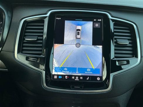 Used 2024 Volvo XC90 B6 Ultimate w/ Protection Package image 23