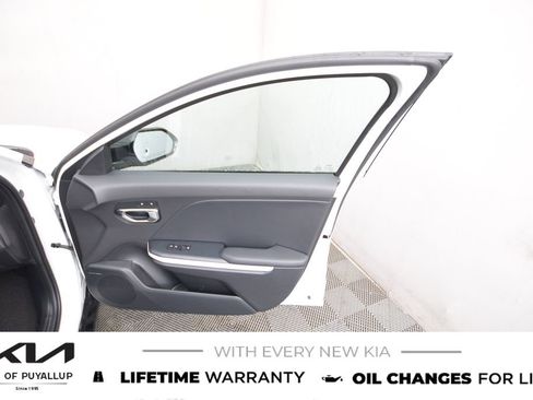New 2025 Kia K4 GT-Line Turbo image 15