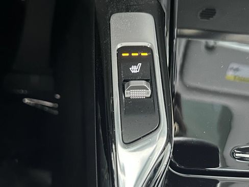 Used 2023 Kia Sorento FWD image 27