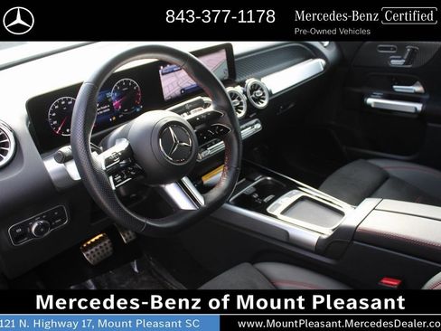 Used 2025 Mercedes-Benz GLB 250 image 23