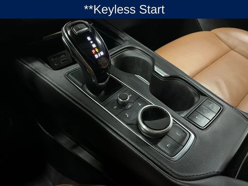 Used 2023 Cadillac XT4 Premium Luxury image 12