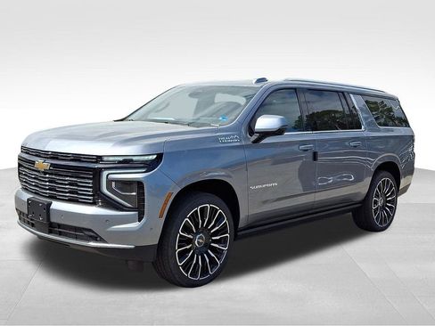 New 2026 Chevrolet Suburban High Country AWD/4WD image 2