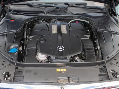 Used 2018 Mercedes-Benz S 450 4MATIC Sedan w/ Premium Package image 34