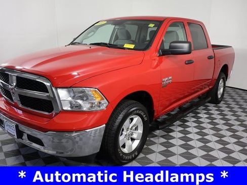 Used 2022 RAM 1500 Classic SLT image 4