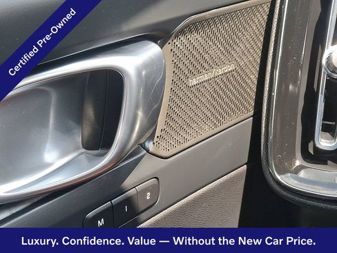Certified 2024 Volvo XC40 B5 Ultimate w/ Protection Package Premier AWD/4WD image 24
