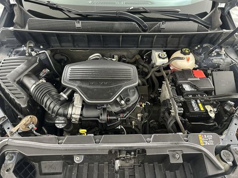 Used 2019 GMC Acadia SLE w/ Driver Alert Package I FWD image 33