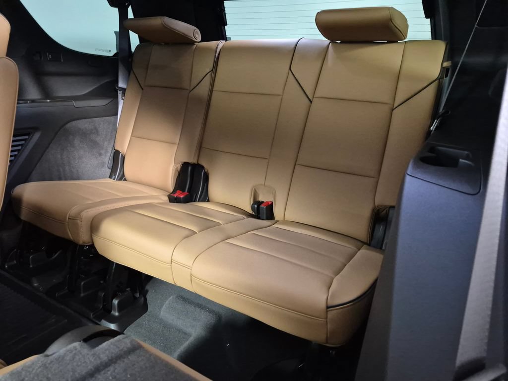 New 2026 Cadillac Escalade Luxury w/ Touring Package AWD/4WD image 29