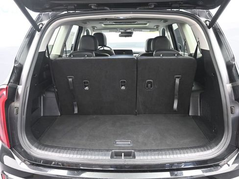 Used 2025 Kia Telluride S AWD/4WD image 11