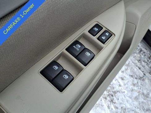 Used 2014 Subaru Outback 2.5i Premium w/ Accessory Value Package (OYT) image 16