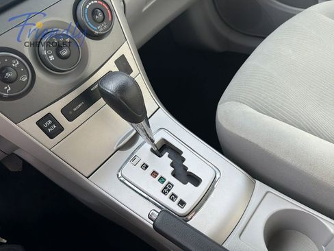 Used 2013 Toyota Corolla LE w/ Premium Pkg FWD image 22