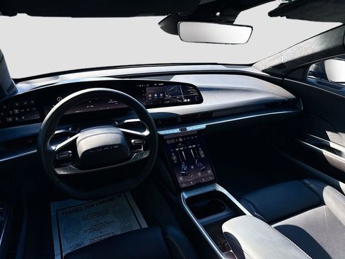 Used 2024 Lucid Air Touring AWD/4WD image 23
