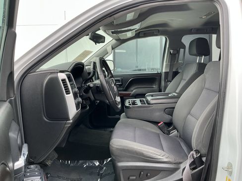 Used 2017 GMC Sierra 1500 SLE w/ SLE Value Package AWD/4WD image 12