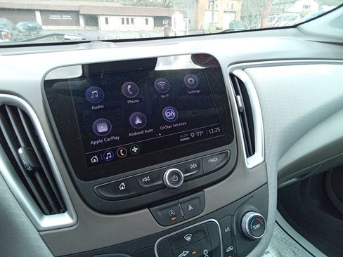 Used 2024 Chevrolet Malibu LS w/ Driver Confidence Package FWD image 19