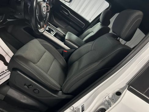 Used 2022 RAM 1500 Big Horn AWD/4WD image 12