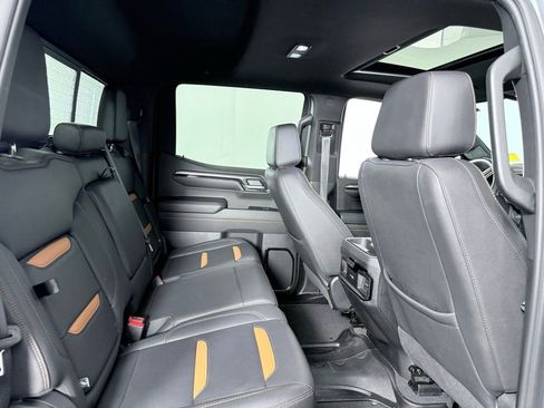 Used 2024 GMC Sierra 1500 AT4 w/ Technology Package image 27