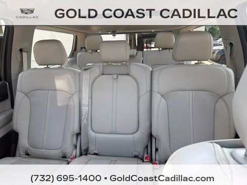 Used 2024 Jeep Wagoneer 4WD w/ Premium Group I image 21