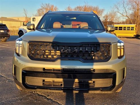 Used 2025 Kia Telluride EX X-Line image 17
