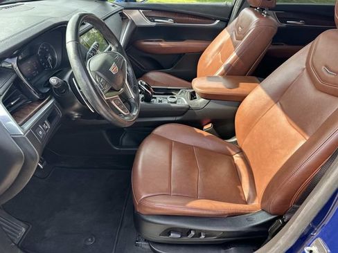 Certified 2024 Cadillac XT5 Sportv AWD/4WD image 19