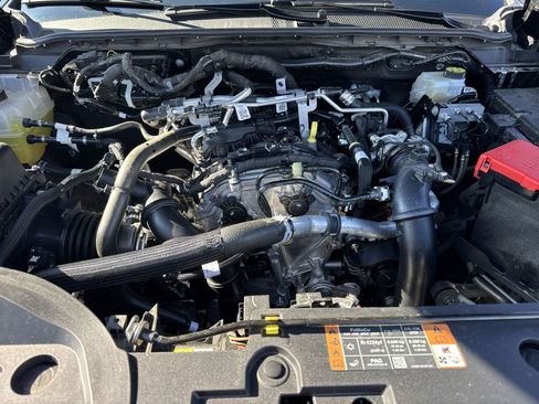 Used 2025 Ford Ranger XLT w/ Equipment Group 301A High image 33