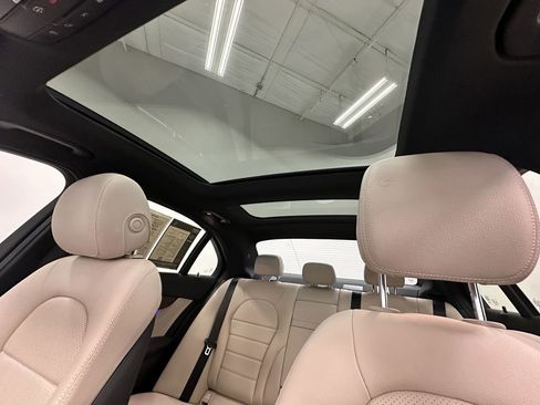 Used 2021 Mercedes-Benz C 300 4MATIC Sedan image 34