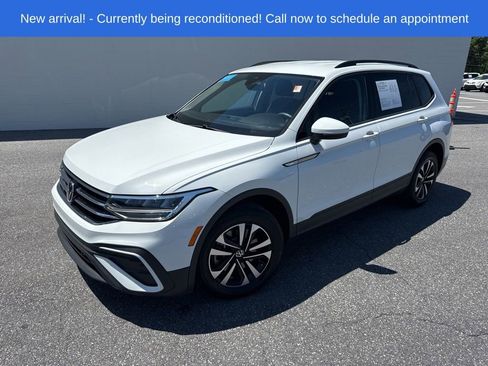 Used 2023 Volkswagen Tiguan S w/ Driver Assistance Package FWD image 1